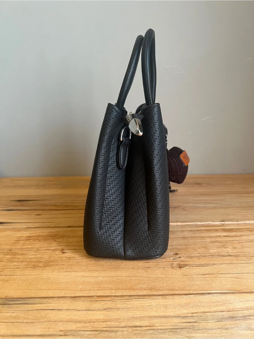 NWT Black Woven Satchel Handbag with Matching Charm & Shoulder Strap by Sumzen